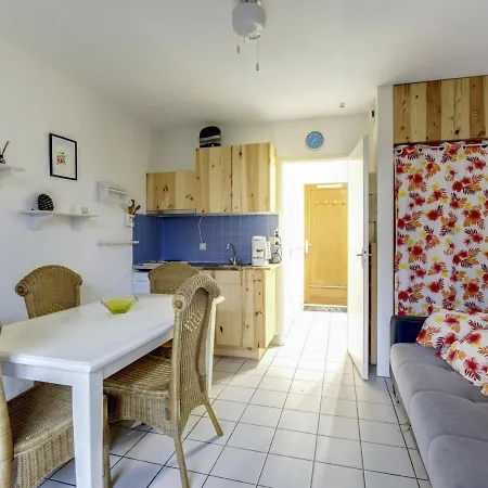 Apartment 4 Pers. - A 300m Des Plages - Terrasse Et Parking Prive - Fr-1-521-39